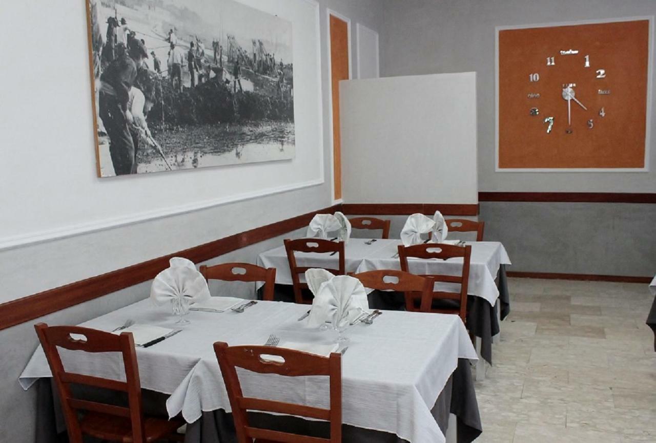 Hotel Derna Viareggio Exterior foto